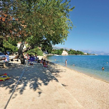 3 Bedroom Beautiful Apartment In Kastel Luksic Kastela Luaran gambar